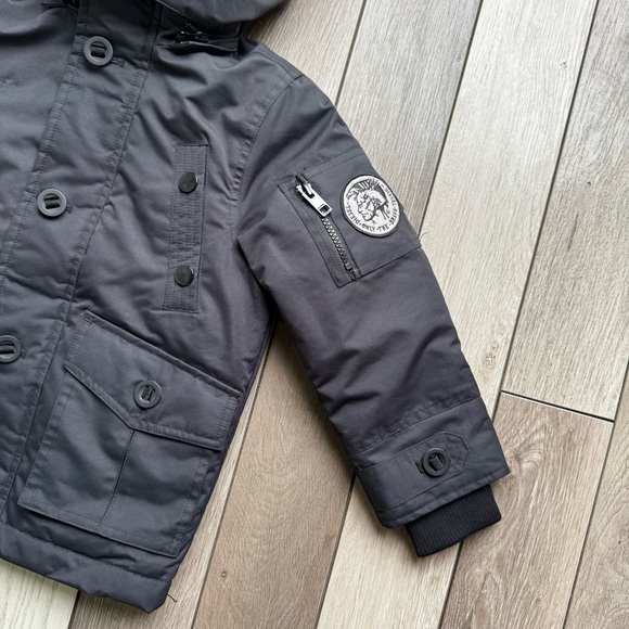 Diesel Toddler Boys Outwear Faux Fur Hooded Jacket | Size: 4T | - Picture 4 of 7